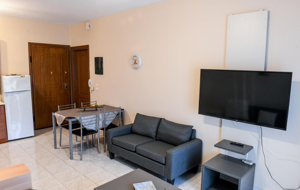 Papi's Free Parking 2 - 2 Bedroom Apartment *