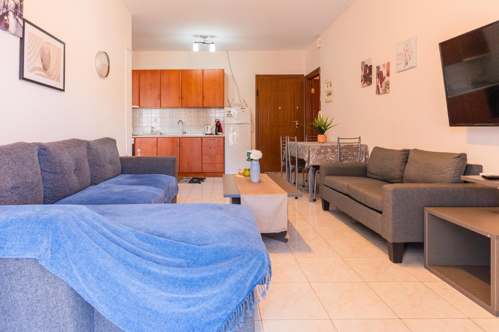 Papi's Free Parking 2 - 2 Bedroom Alexandroupoli